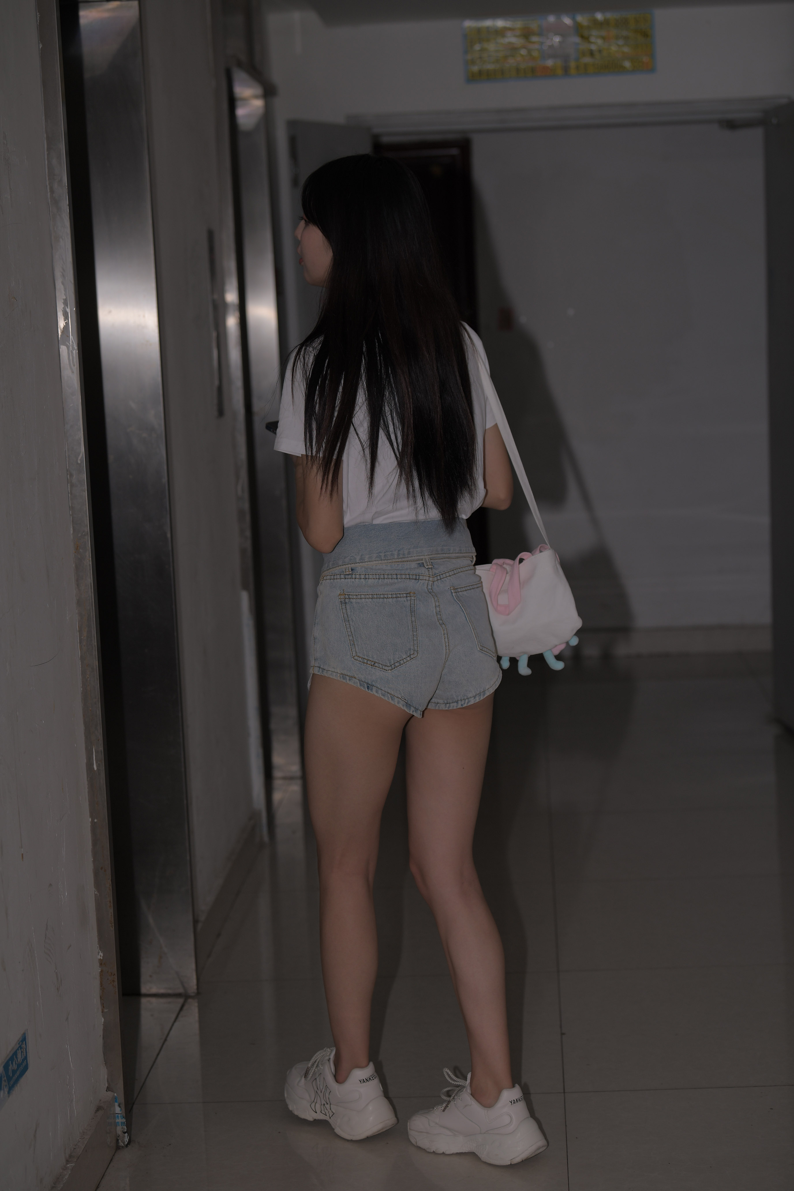 0002.jpg