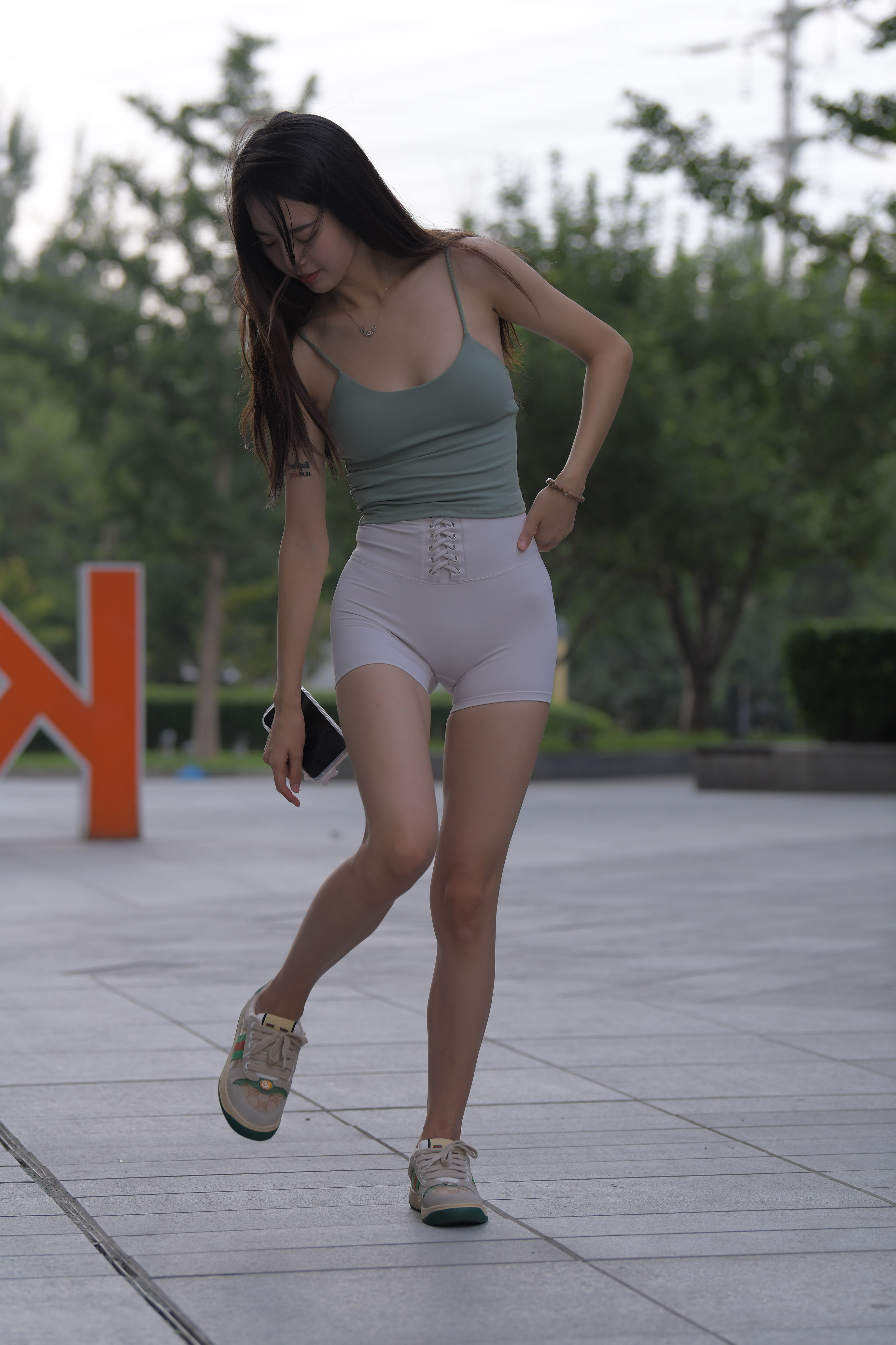 0100.jpg